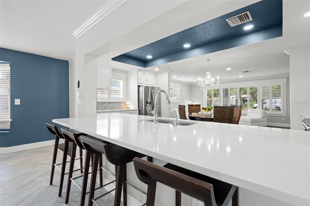 For Sale: $885,000 (3 beds, 2 baths, 2302 Square Feet)