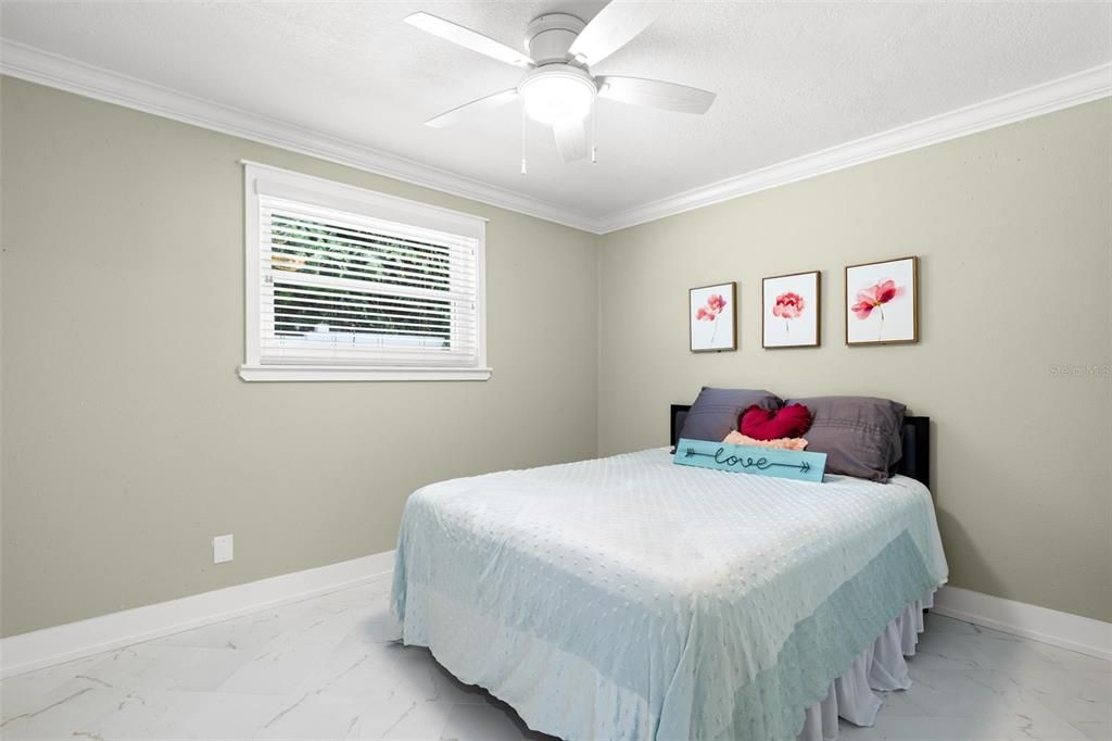 For Sale: $885,000 (3 beds, 2 baths, 2302 Square Feet)