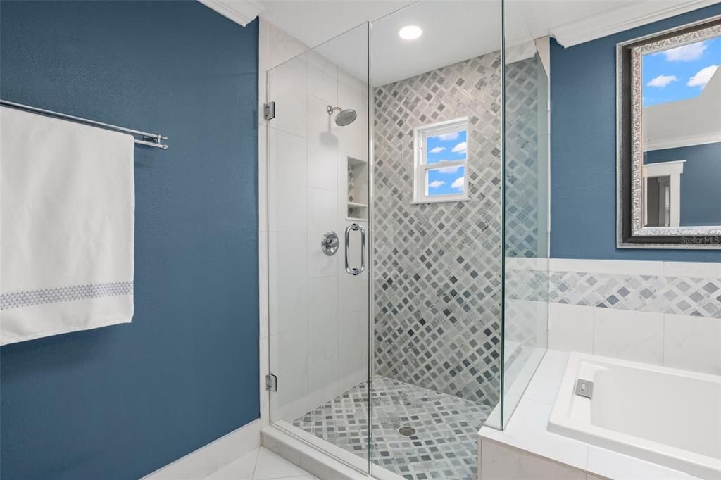 For Sale: $885,000 (3 beds, 2 baths, 2302 Square Feet)
