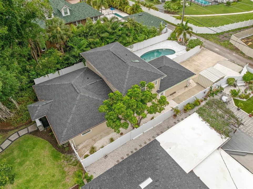 For Sale: $885,000 (3 beds, 2 baths, 2302 Square Feet)