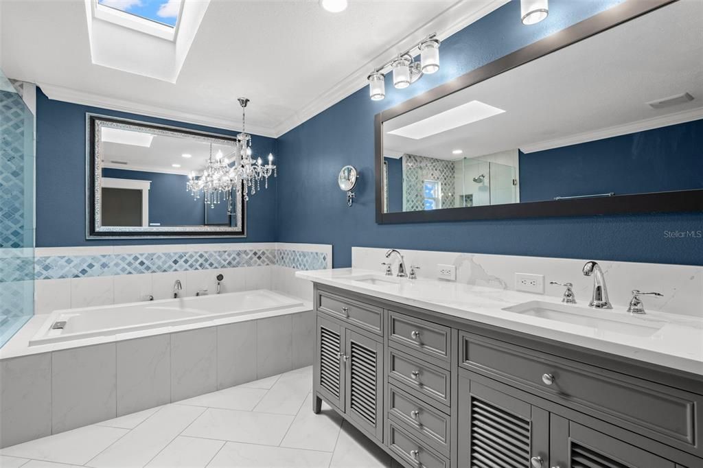 For Sale: $885,000 (3 beds, 2 baths, 2302 Square Feet)