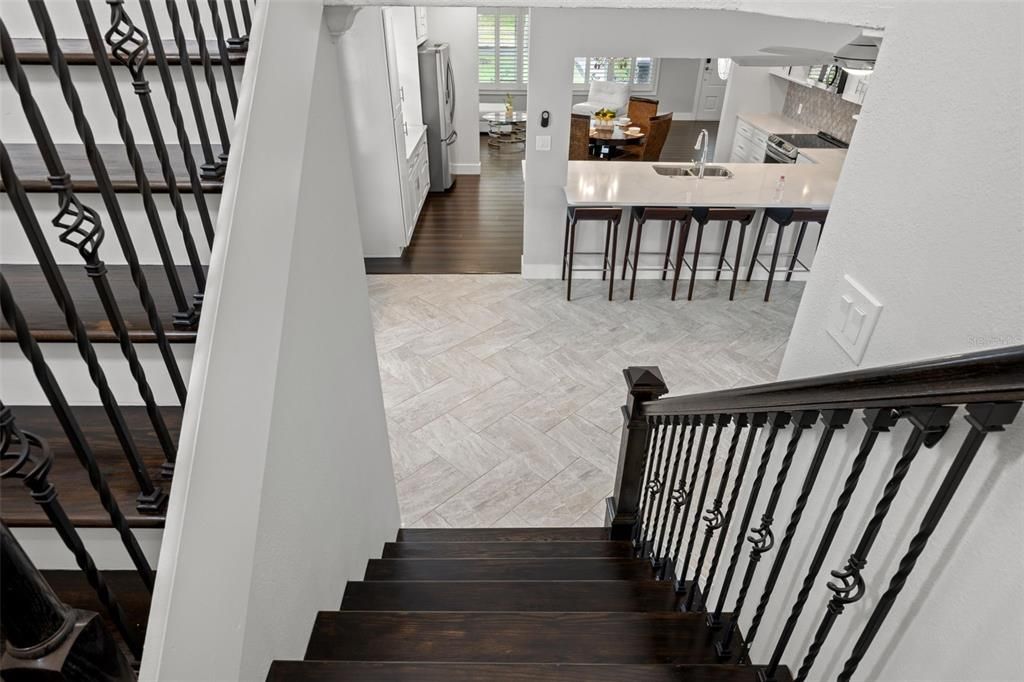 For Sale: $885,000 (3 beds, 2 baths, 2302 Square Feet)