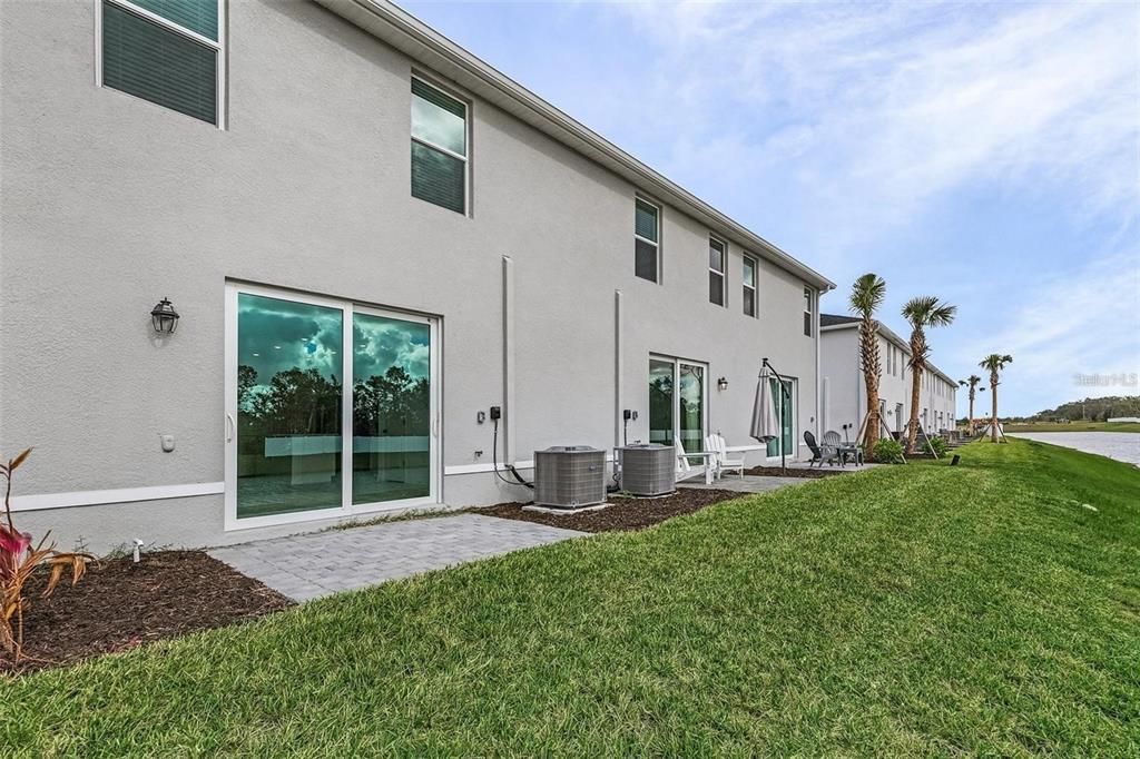 For Rent: $2,200 (3 beds, 2 baths, 1352 Square Feet)
