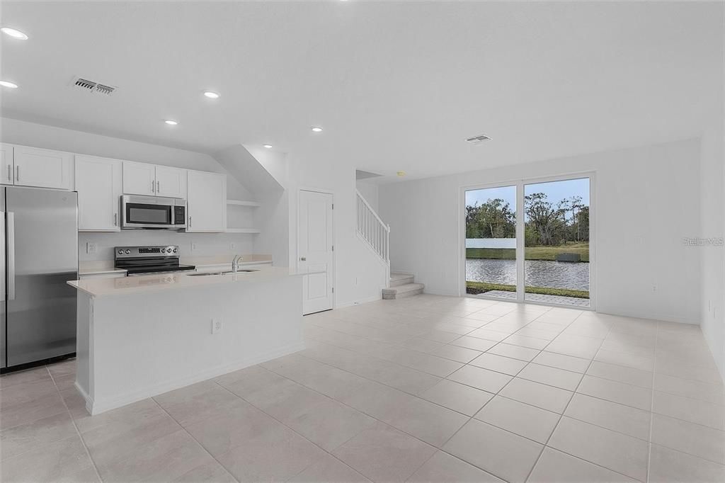 For Rent: $2,200 (3 beds, 2 baths, 1352 Square Feet)
