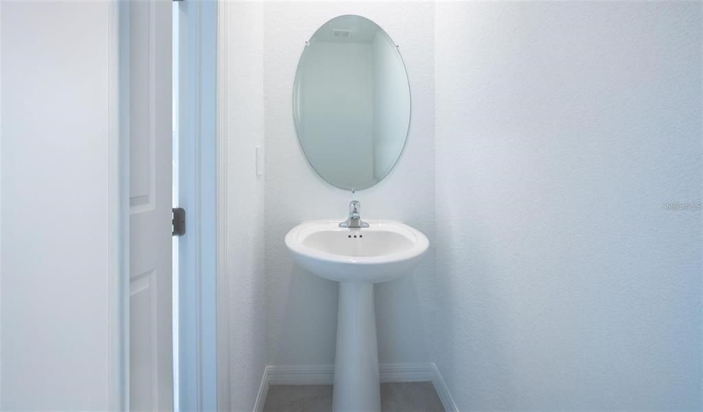 For Rent: $2,200 (3 beds, 2 baths, 1352 Square Feet)
