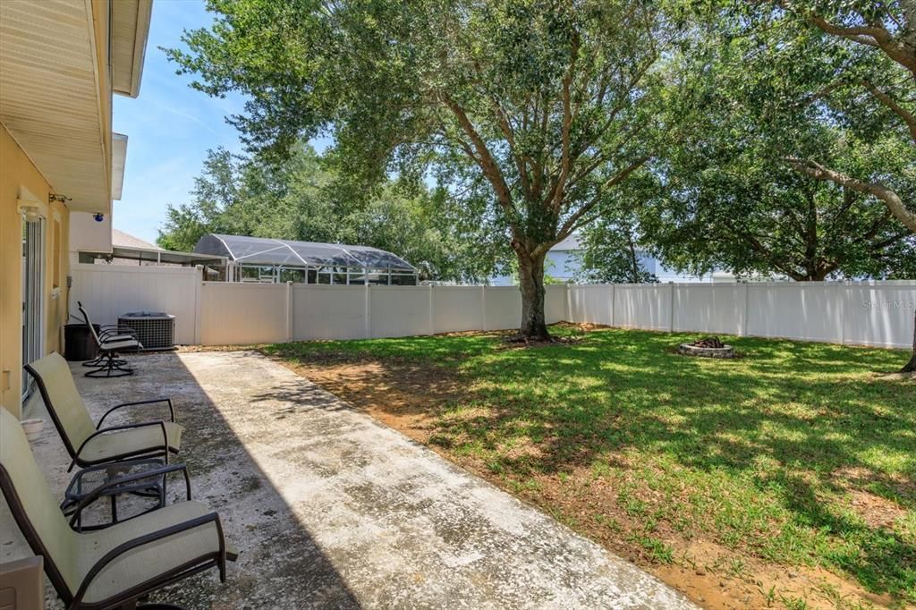 For Sale: $360,000 (4 beds, 2 baths, 2358 Square Feet)
