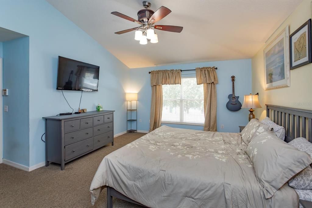 For Sale: $360,000 (4 beds, 2 baths, 2358 Square Feet)