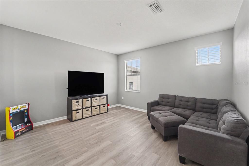 For Sale: $465,000 (4 beds, 3 baths, 2943 Square Feet)