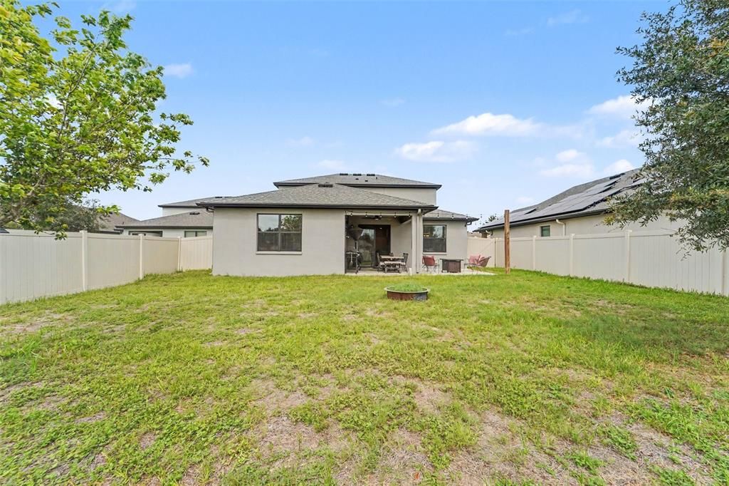 For Sale: $465,000 (4 beds, 3 baths, 2943 Square Feet)