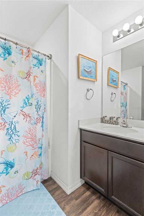 For Sale: $259,950 (3 beds, 2 baths, 1404 Square Feet)