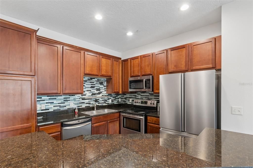 For Sale: $282,000 (4 beds, 4 baths, 2023 Square Feet)