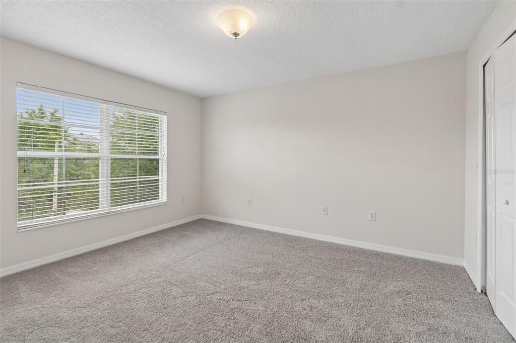 For Sale: $282,000 (4 beds, 4 baths, 2023 Square Feet)