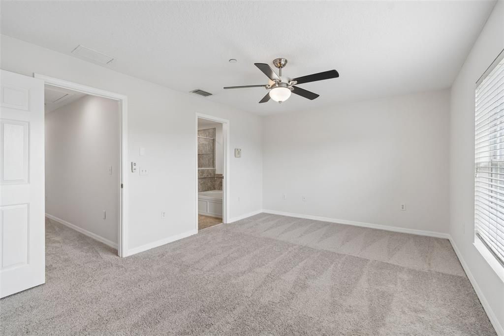 For Sale: $282,000 (4 beds, 4 baths, 2023 Square Feet)