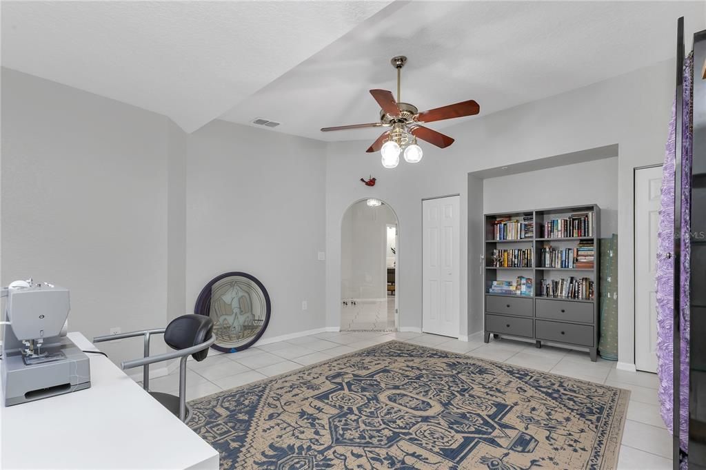 For Sale: $325,000 (3 beds, 2 baths, 2582 Square Feet)