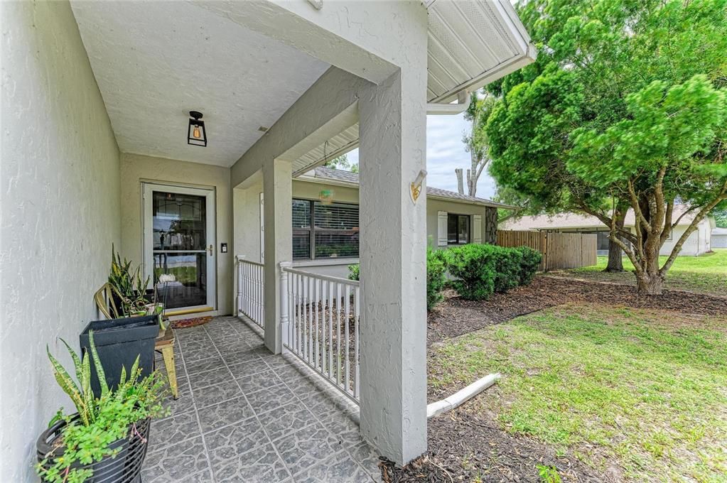 For Sale: $405,000 (3 beds, 2 baths, 1656 Square Feet)