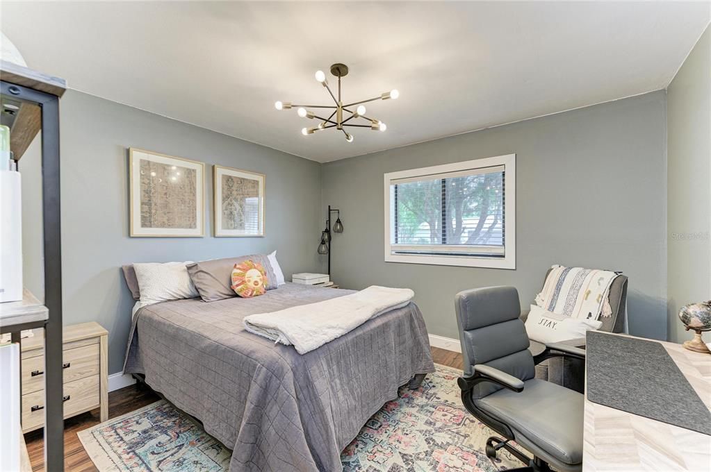 For Sale: $405,000 (3 beds, 2 baths, 1656 Square Feet)