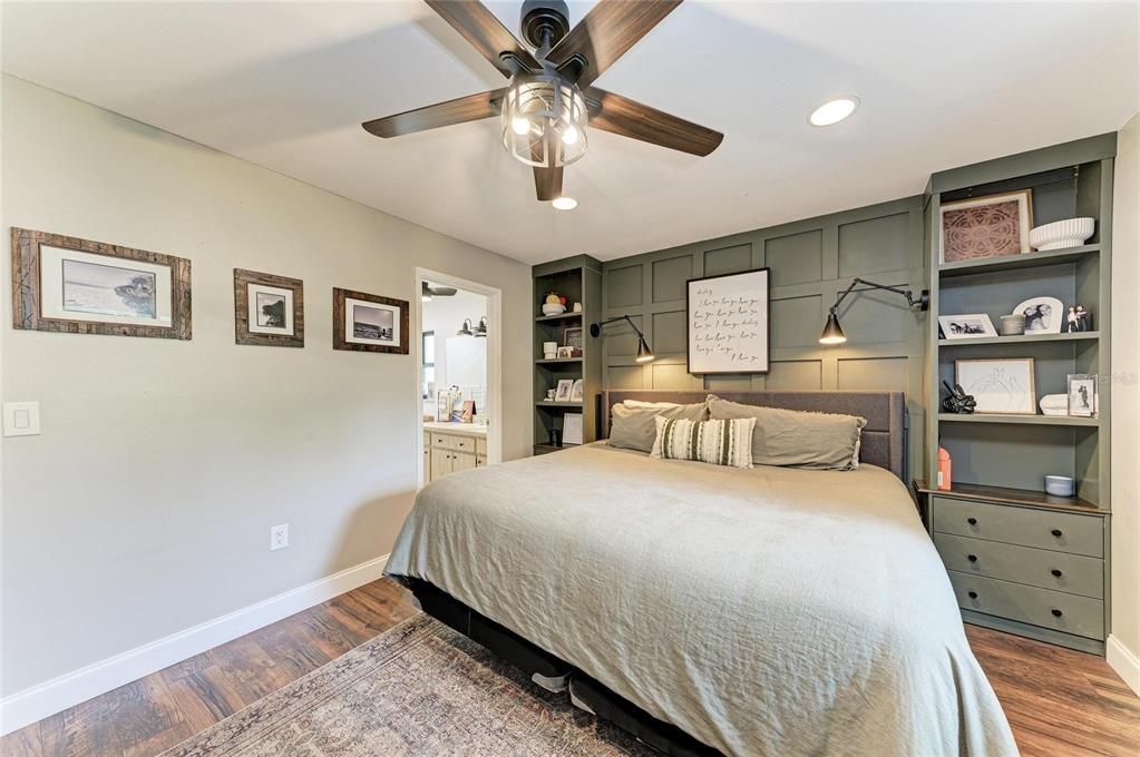 For Sale: $405,000 (3 beds, 2 baths, 1656 Square Feet)