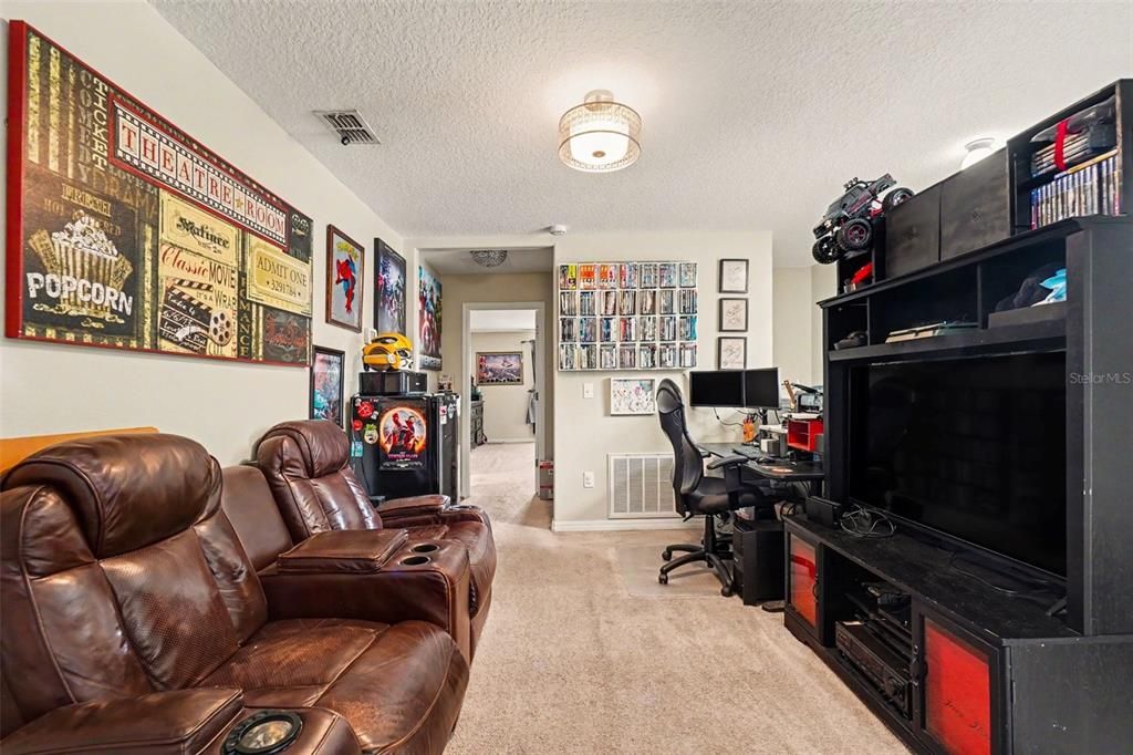 For Sale: $375,614 (4 beds, 2 baths, 2374 Square Feet)