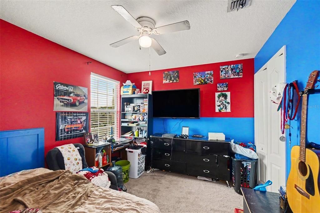 For Sale: $375,614 (4 beds, 2 baths, 2374 Square Feet)