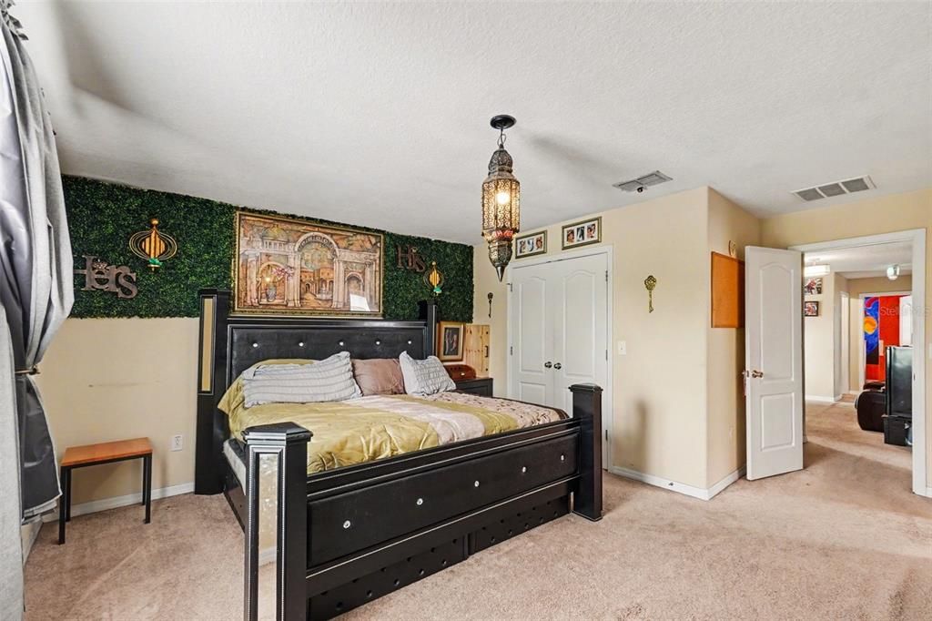 For Sale: $375,614 (4 beds, 2 baths, 2374 Square Feet)