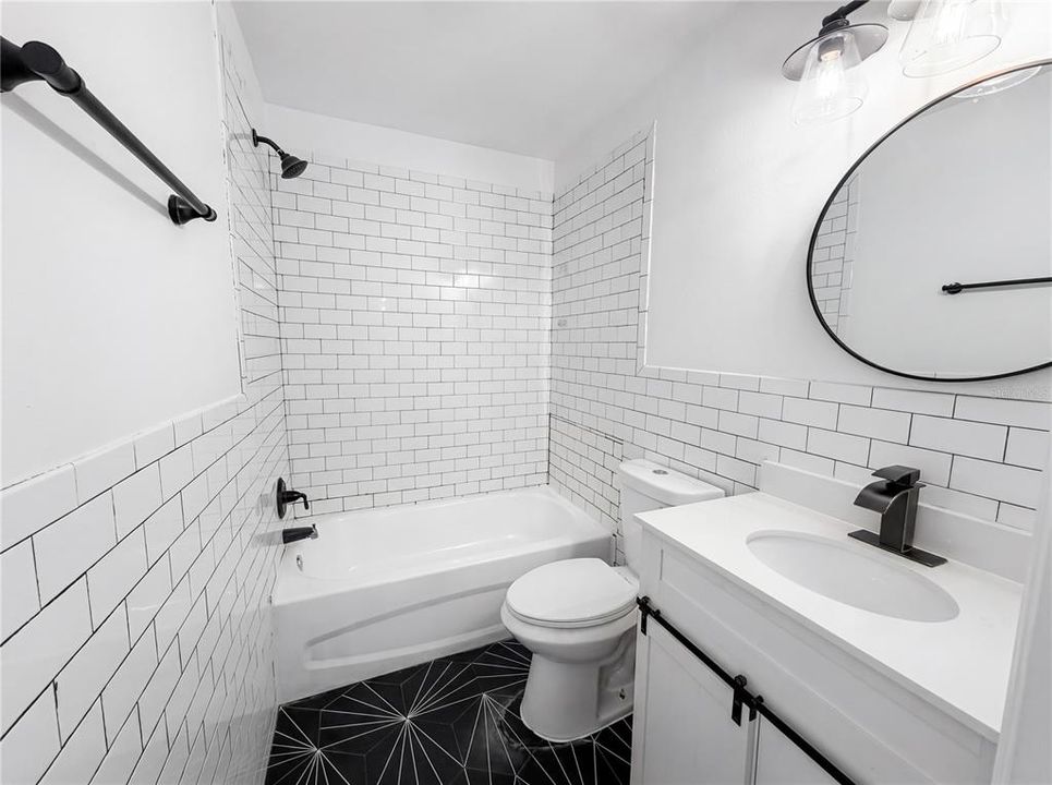 На продажу: $145,000 (3 спален, 2 ванн, 1432 Квадратных фут)
