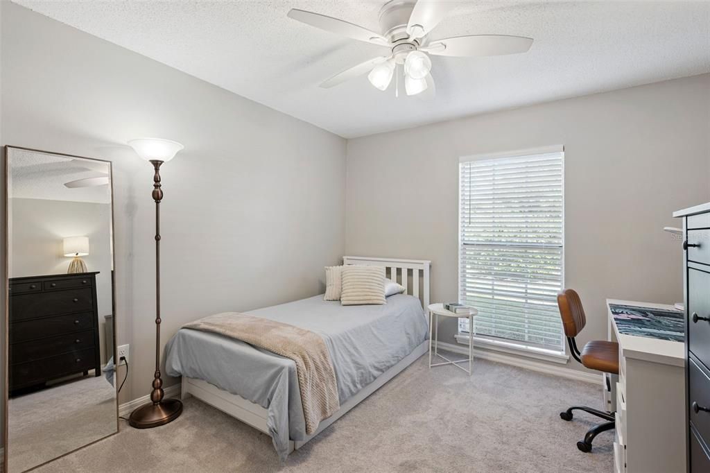 For Sale: $520,000 (4 beds, 2 baths, 1852 Square Feet)