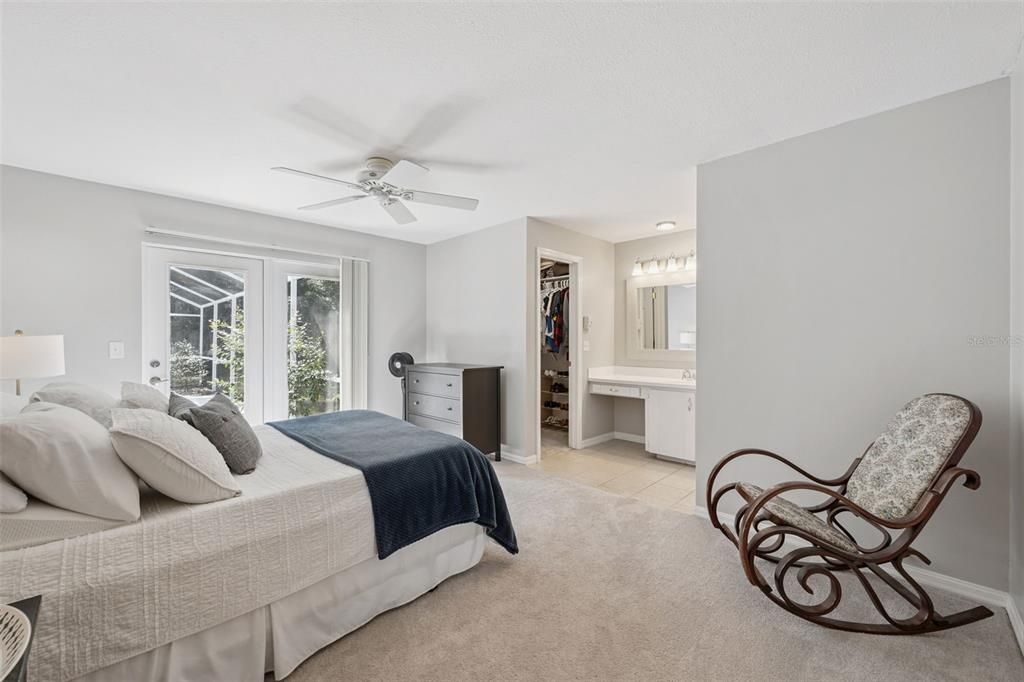 For Sale: $520,000 (4 beds, 2 baths, 1852 Square Feet)