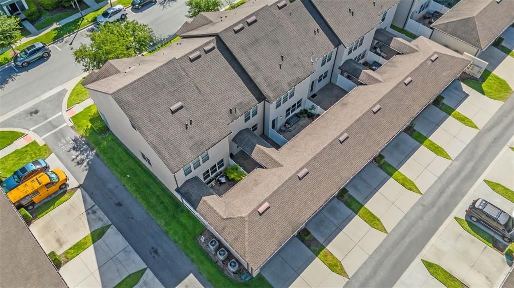 В аренду: $2,300 (2 спален, 2 ванн, 1617 Квадратных фут)