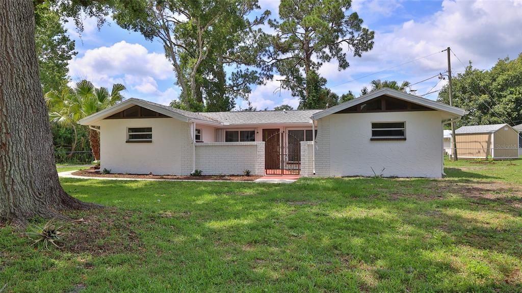 En Venta: $295,000 (3 camas, 2 baños, 1430 Pies cuadrados)