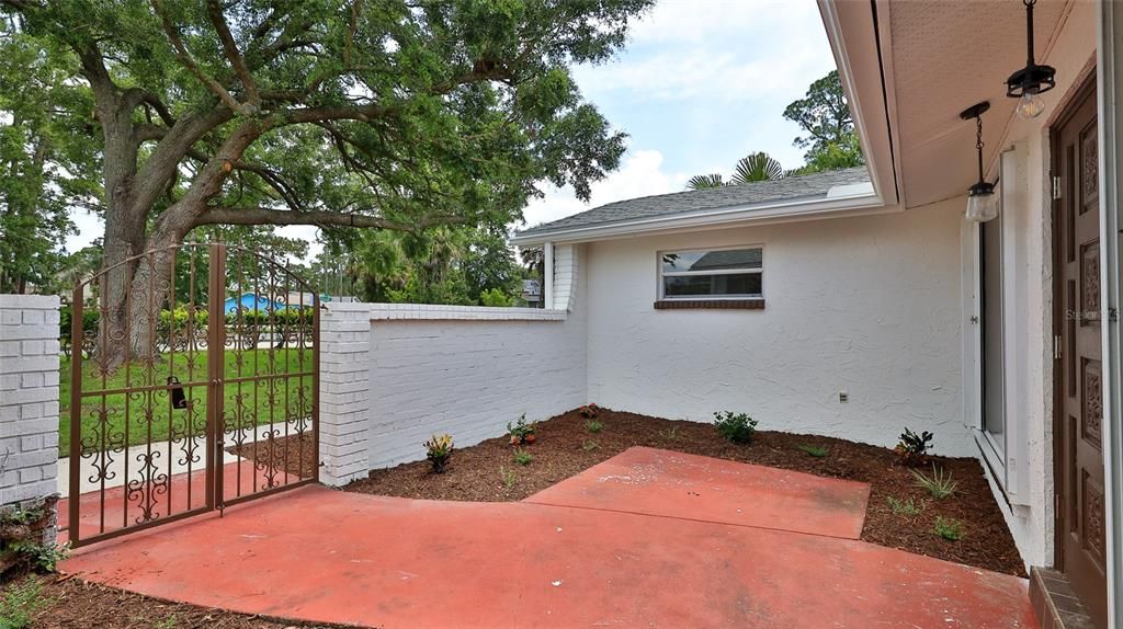 En Venta: $295,000 (3 camas, 2 baños, 1430 Pies cuadrados)