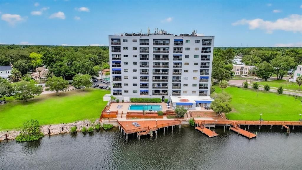 En Venta: $425,000 (3 camas, 2 baños, 1547 Pies cuadrados)
