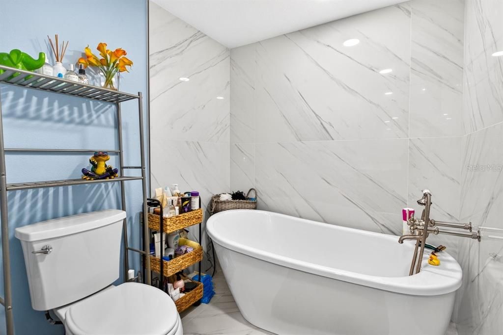 En Venta: $425,000 (3 camas, 2 baños, 1547 Pies cuadrados)