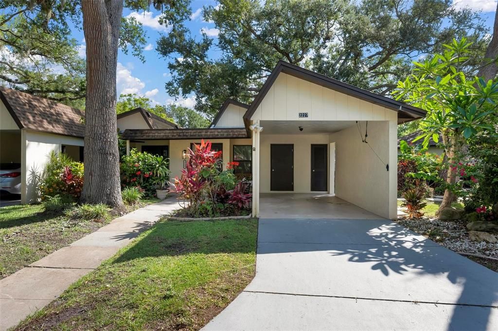En Venta: $289,900 (2 camas, 2 baños, 1276 Pies cuadrados)