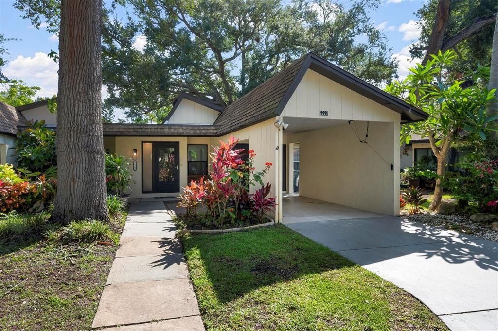 En Venta: $289,900 (2 camas, 2 baños, 1276 Pies cuadrados)