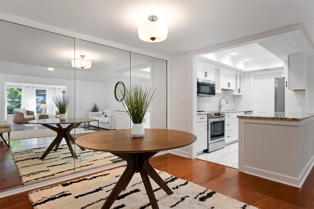 En Venta: $289,900 (2 camas, 2 baños, 1276 Pies cuadrados)