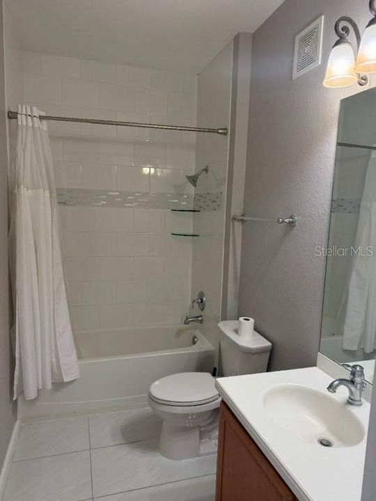 For Rent: $2,295 (3 beds, 2 baths, 1962 Square Feet)