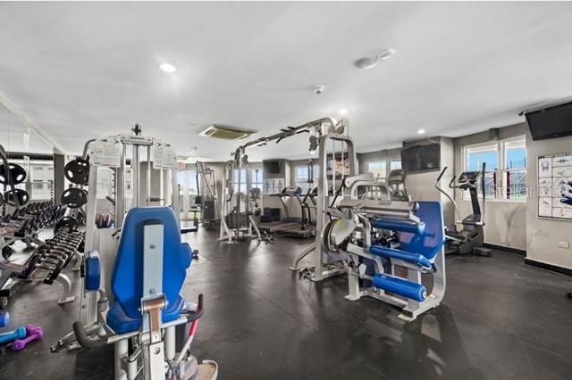 En Venta: $895,000 (3 camas, 2 baños, 1750 Pies cuadrados)