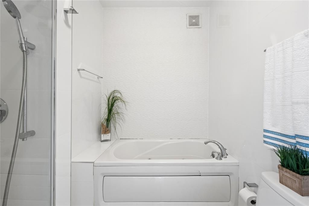 En Venta: $895,000 (3 camas, 2 baños, 1750 Pies cuadrados)