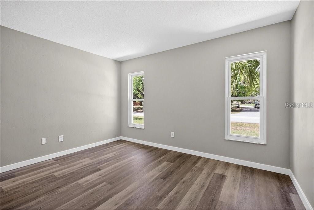 For Rent: $1,650 (3 beds, 2 baths, 1428 Square Feet)
