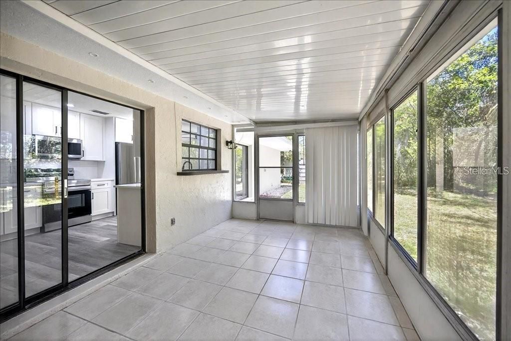 For Rent: $1,650 (3 beds, 2 baths, 1428 Square Feet)
