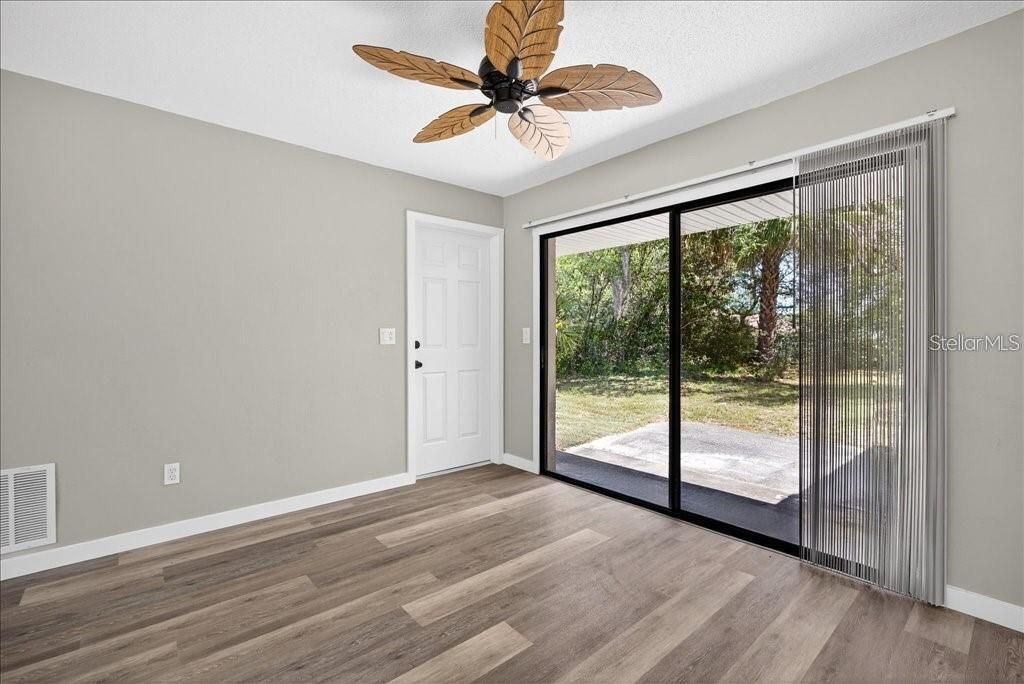 For Rent: $1,650 (3 beds, 2 baths, 1428 Square Feet)