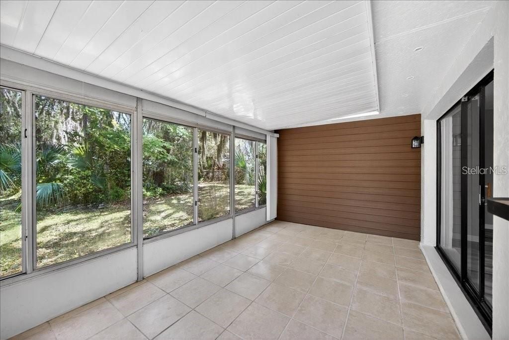 For Rent: $1,650 (3 beds, 2 baths, 1428 Square Feet)