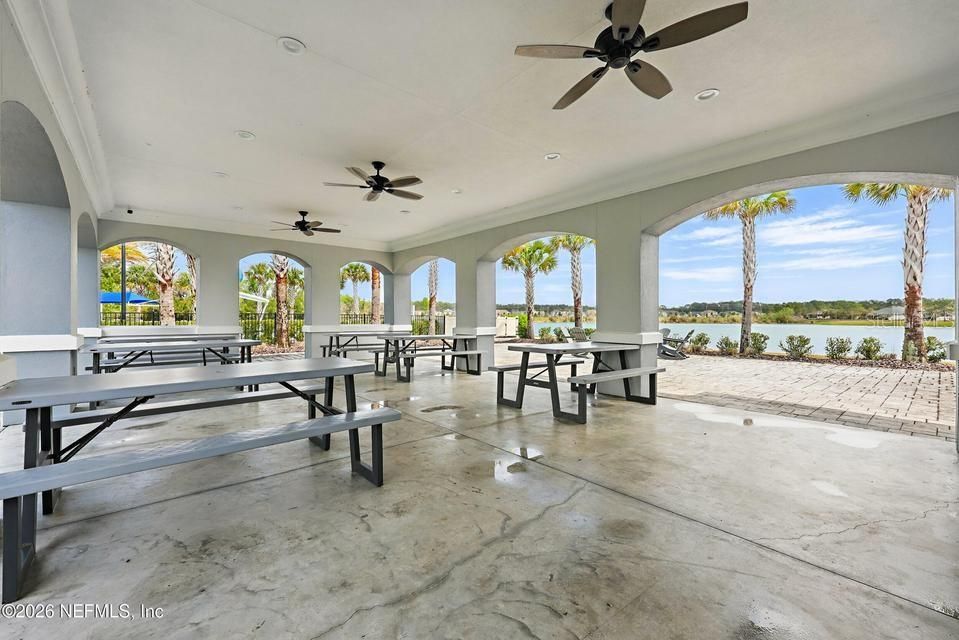 For Sale: $850,000 (5 beds, 5 baths, 3783 Square Feet)