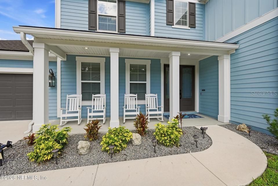 For Sale: $850,000 (5 beds, 5 baths, 3783 Square Feet)