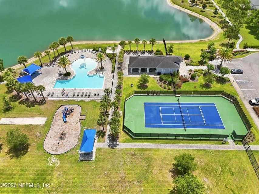 For Sale: $850,000 (5 beds, 5 baths, 3783 Square Feet)