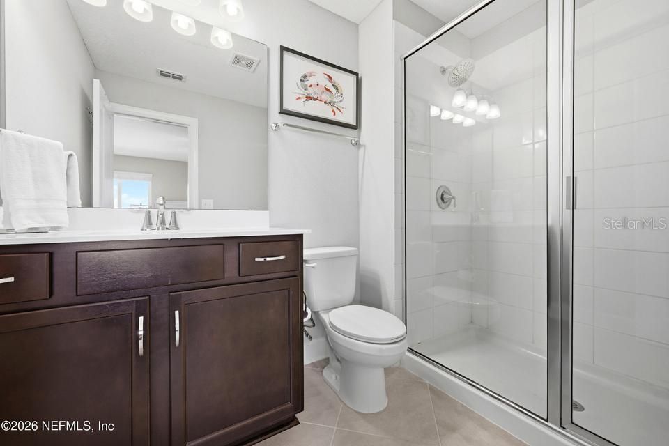 For Sale: $850,000 (5 beds, 5 baths, 3783 Square Feet)