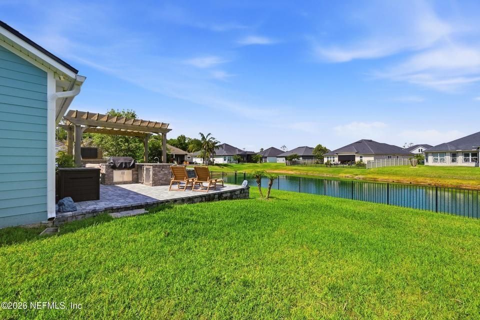 For Sale: $850,000 (5 beds, 5 baths, 3783 Square Feet)