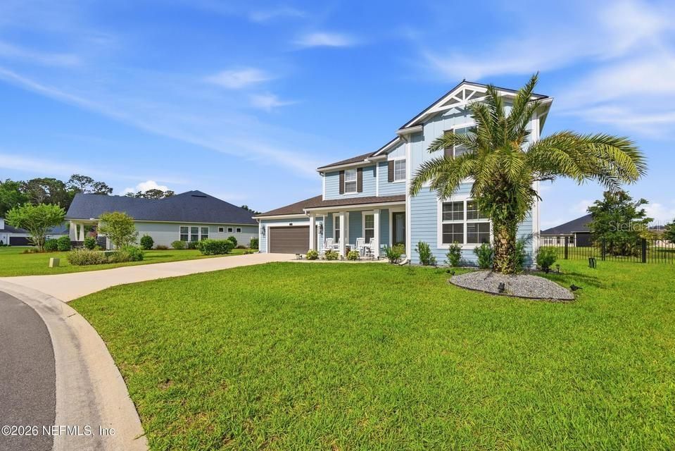 For Sale: $850,000 (5 beds, 5 baths, 3783 Square Feet)