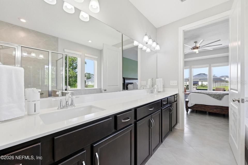 For Sale: $850,000 (5 beds, 5 baths, 3783 Square Feet)