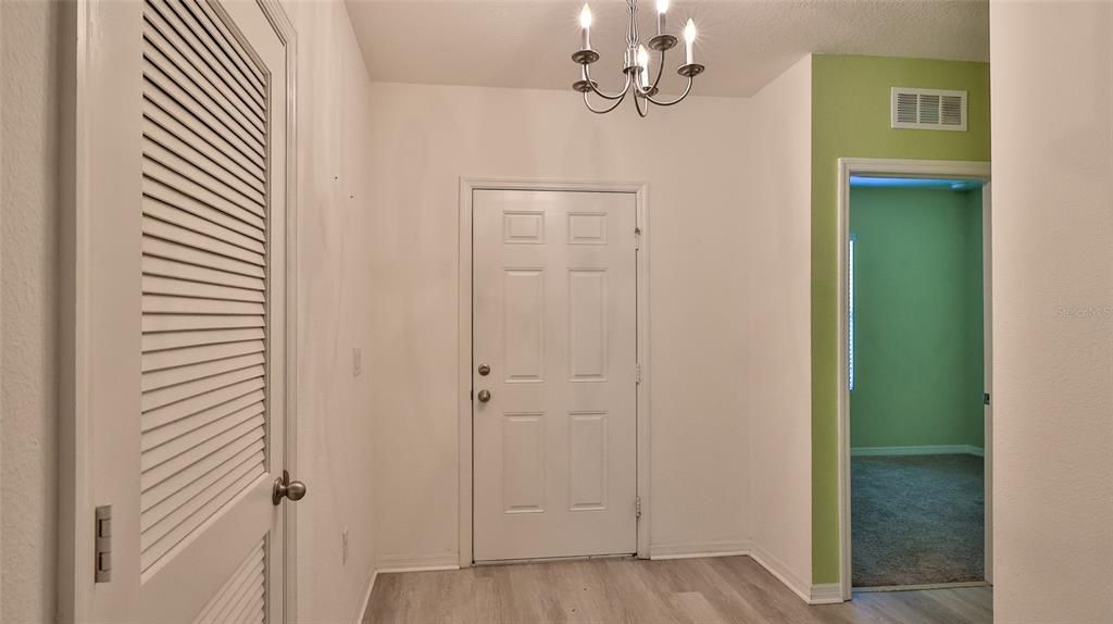 For Sale: $350,000 (4 beds, 2 baths, 1858 Square Feet)
